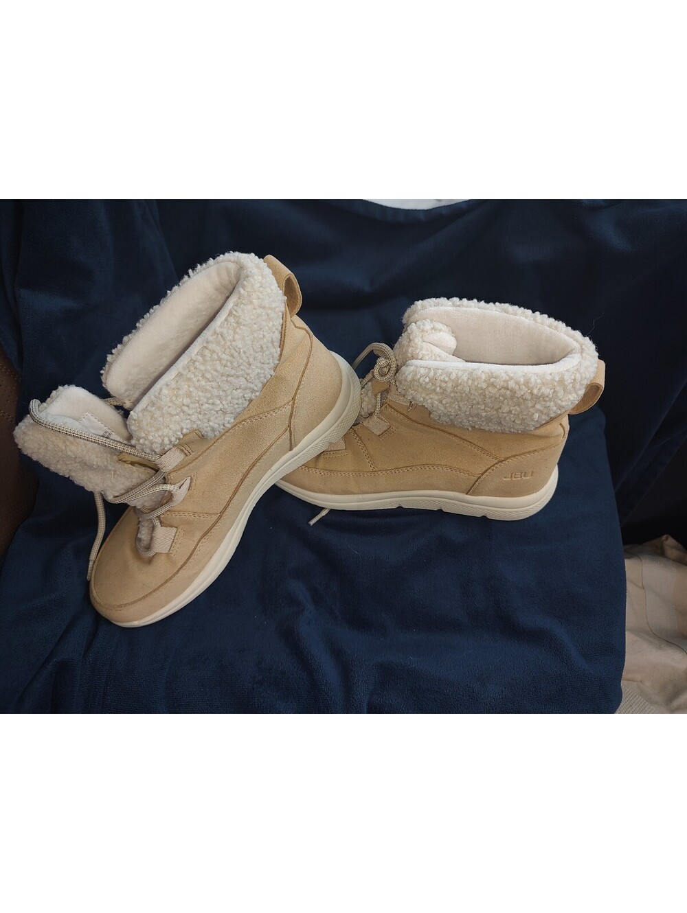 JBU Women's Beige Fleece Lined Winter Boots Size 7.5M
